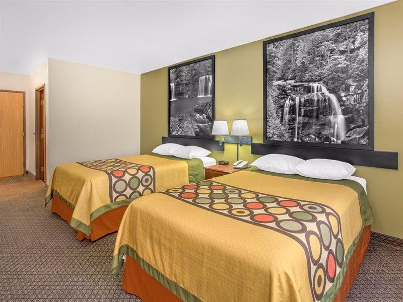 Super 8 By Wyndham Galva Hotel Ngoại thất bức ảnh