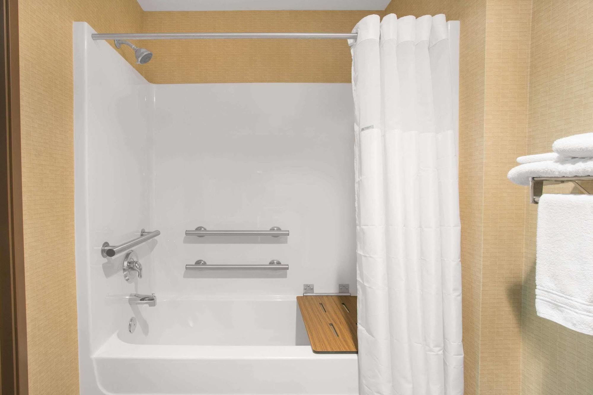 Super 8 By Wyndham Galva Hotel Ngoại thất bức ảnh